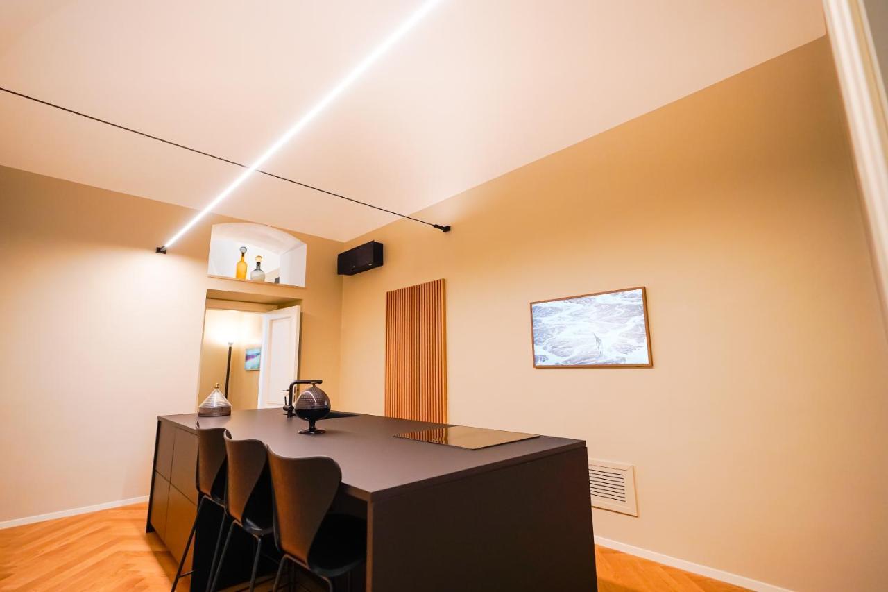 Meh Luxury Apartment City Centre バーリ エクステリア 写真